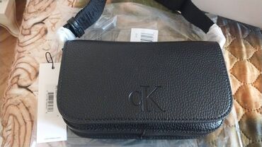 Bel çantası, Calvin Klein, Yeni