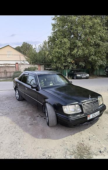 мерседес бенз а: Mercedes-Benz W124: 1993 г., 2.8 л, Механика, Бензин, Седан — 4