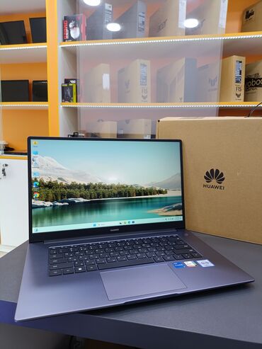 huawei gt: Intel Core i5, 8 ГБ ОЗУ, 15.6 "