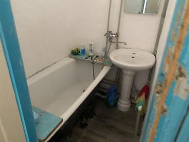 3х комнатная квартира токмак: 3 комнаты, 64 м², 3 этаж, Старый ремонт — 3