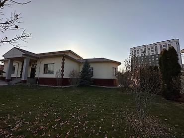 Долгосрочная аренда домов: 350 м², 7 комнат — 18