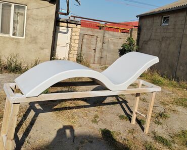 Lejankalar, şezlonqlar: Şezlong 
Lejenka. 
Hovuz içi özel tasarım — 5