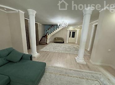 Долгосрочная аренда домов: 370 м², 8 комнат, Парковка — 2