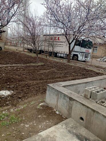 полуприцеп цистерна бу: Срочно срочно сатылат д 13 волво матор автомат коробка ретарда горный