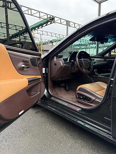 Lexus: Lexus ES: 2021 г., 2.5 л, Гибрид — 9