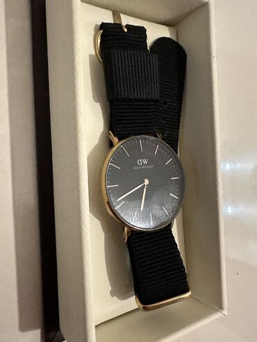 boss satovi: Classic watch, Daniel Wellington, Unisex