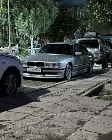 беха машина: BMW 740: 2000 г., 4.4 л, Автоматтык, Бензин, Седан