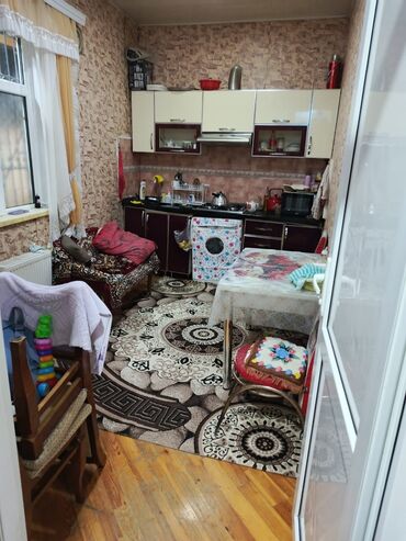 Həyət evləri və villaların satışı: 3 otaqlı həyət evi — geniş eyvanlı - Girişdə örtülü, işıqlı eyvan — 7