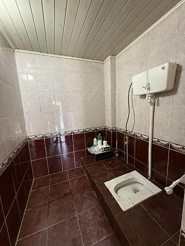 Продажа коттеджей и домов: Продаётся жилой дом с участком. Характеристики: - Дом одноэтажный с — 9