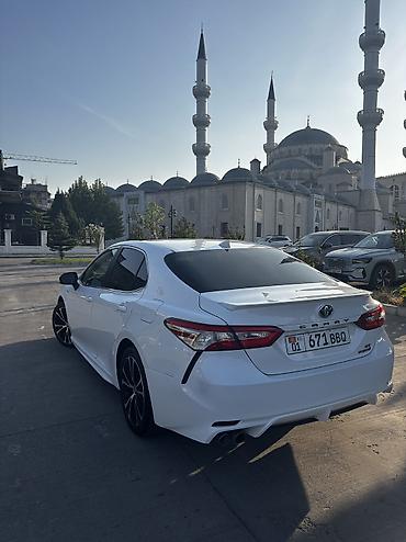 Toyota: Toyota Camry: 2020 г., 2.5 л, Вариатор, Гибрид, Седан — 3