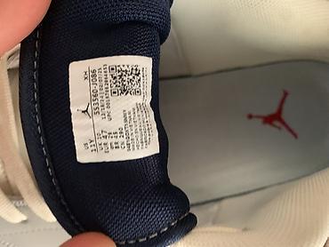 46: Nike Air Jordan 1 Low - Модель: Air Jordan 1 Low (код на ярлыке — 4