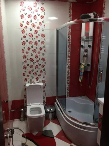 Uzunmüddətli kirayə mənzillər: Həzi Aslanov metrosunun düz çıxışında,18 mərtəbənin,16-cı — 7