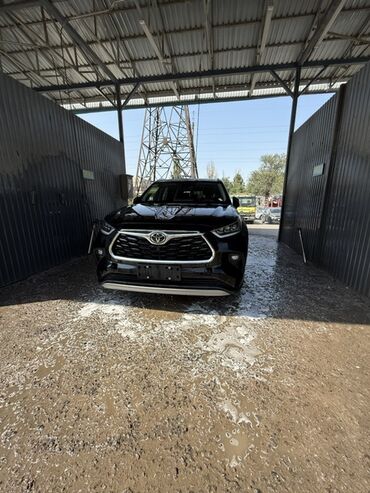 крузак 200 цена: Черный внедорожник Toyota Highlander. В Максимальной Комплектация