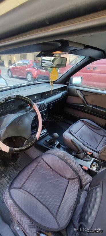 Lancia: Lancia Delta: 1.4 l. | 1994 έ. 210000 km. Χάτσμπακ — 4