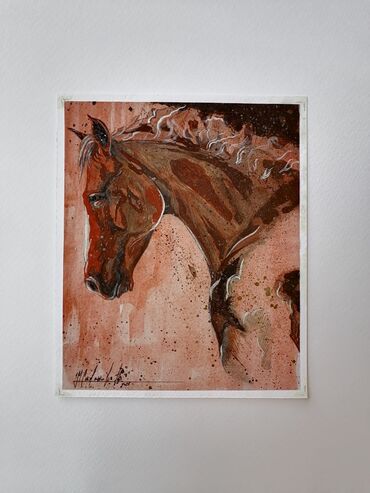 Sport i hobi: Umetnicke slike konj
12,7cm x 15,5cm kombinovana tehnika