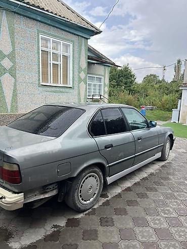 хонда елсион: BMW 5 series: 1988 г., Седан — 6