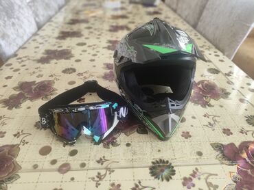трехколесный велосипед взрослый: Velosiped sürən MTB-çi ler üçün kask . Zərbəye davamlıdır, qışda