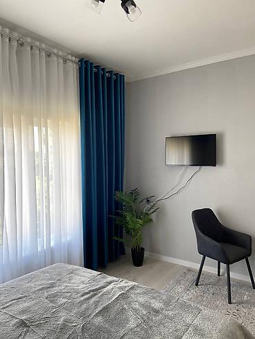 Гостиницы, отели (Посуточная аренда комнат): Сдается уютная студия/комната посуточно. Комплектация и удобства: - — 7