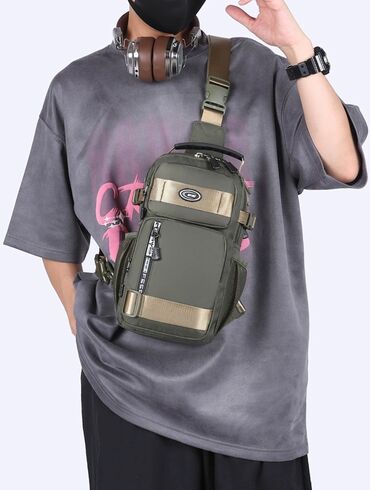 сумка женская через плечо: ПРОДАЮ НОВУЮ,КАЧЕСТВЕННУЮ И ОЧЕНЬ СТИЛЬНУЮ СУМКУ/БАРСЕТКУ В ДВУХ