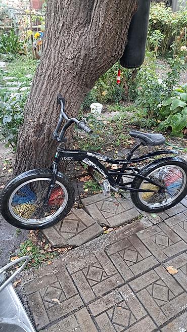 BMX велосипеддери: BMX велосипед для трюков и катания по городу.Рассчитан до 12-14 лет.В — 1