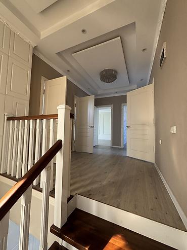 Продажа коттеджей и домов: 🏡 Продаётся жилой дом в городе Ош, район Актилек 📍 Адрес: ул. Ак-Бура — 19