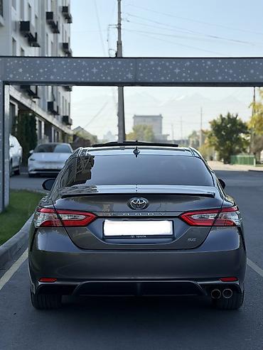 corolla 2022: Toyota Camry: 2020 г., 2.5 л, Автомат, Бензин — 3