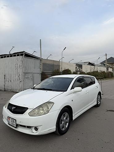 Toyota Caldina: 2004 г., 2 л, Автомат, Бензин, Универсал at lalafo.kg Toyota Caldina: 2004 г., 2 л, Автомат, Бензин, Универсал