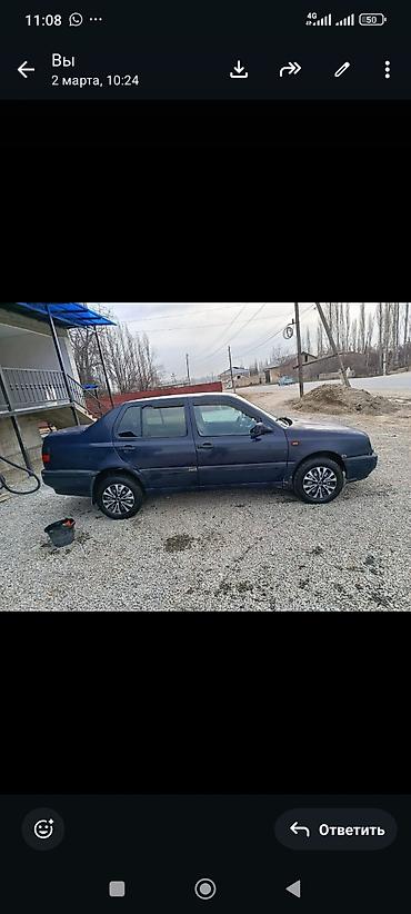 салон машины: Volkswagen Vento: 1997 г., 1.8 л, Механика, Бензин, Седан — 4