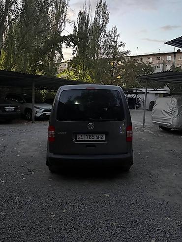 volkswagen caddy фара: Volkswagen Caddy: 2012 г., 1.2 л, Механика, Бензин, Фургон — 8