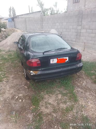 региональный: Ford Mondeo: 1994 г., 1.6 л, Механика, Бензин, Хэтчбэк — 2