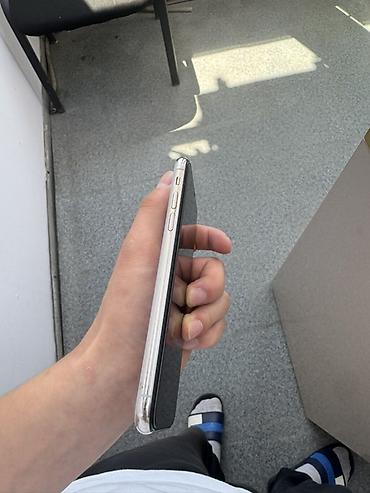Apple iPhone: IPhone X, 64 ГБ 100%АКБ Без царапин и сколов Из минусов нету Фейса и — 7