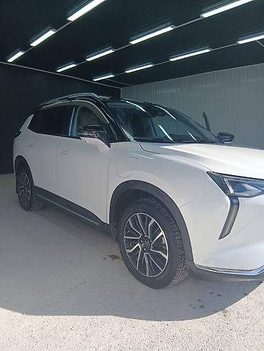 skyworth ev6: Weltmeister W6, 2022 г., 100000 км, Передний, В наличии — 7
