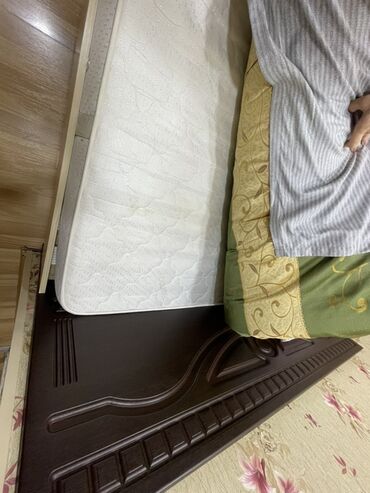 Yataq otağı dəstləri: İkinəfərlik çarpayı — 4