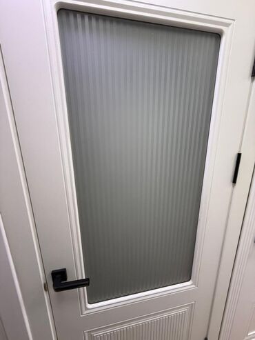 шкаф со стеклом: Межкомнатная дверь со стеклом, МДФ, Окрашенная, цвет - Белый, 200 * x 80 см