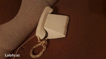 Stasionar telefonlar: Antik telefon