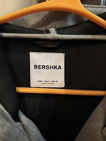 Üst geyimi: Bershka unisex kapuşonlu jaket - Rəng: boz (melanj effektli) - Ölçü — 4