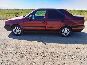 lancer 9: Volkswagen Vento: 1993 г., 1.8 л, Механика, Бензин, Седан — 8