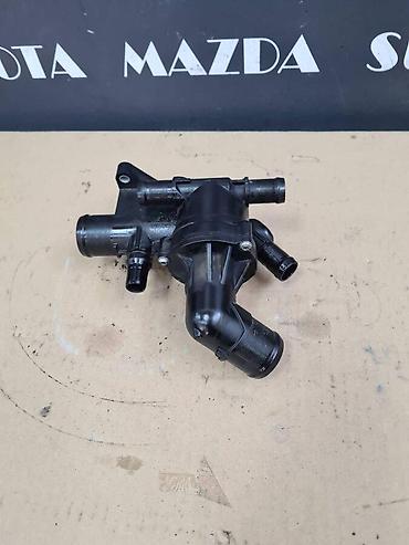 KUCISTE TERMOSTAT 1,6 DCI ZA NISSAN QASHQAI, X-TRAIL OD 2014. DO 2021