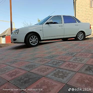 masin sat: LADA Priora sedan — ağ rəng, 4 qapı, ön ötürücülü. ili 2014 Texniki — 3