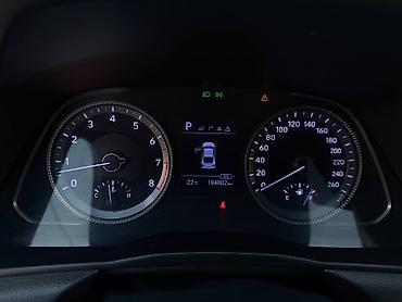 corolla 2018: Hyundai Sonata: 2019 г., 2 л, Автомат, Газ, Седан — 10