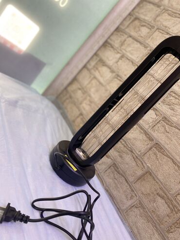 салон массаж: Кварцевая лампа для дезинфекции помещений