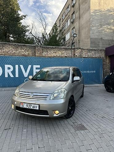 такта раум: Toyota Raum: 2004 г., 1.5 л, Автомат, Бензин, Хэтчбэк — 4