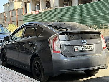 gen 2: Toyota Prius: 2013 г., Гибрид, Лифтбек — 1
