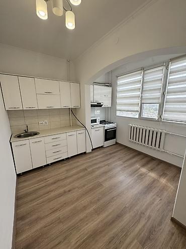 Продажа квартир: 1 комната, 44 м², 12 мкр 106 серия улучшенная, 8 этаж, Евроремонт — 3