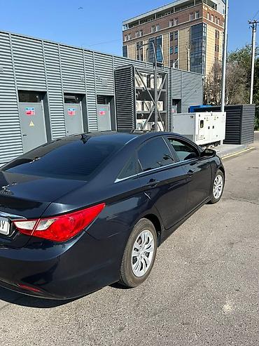 sonata 2012: Hyundai Sonata: 2012 г., 2.4 л, Механика, Бензин, Седан — 7