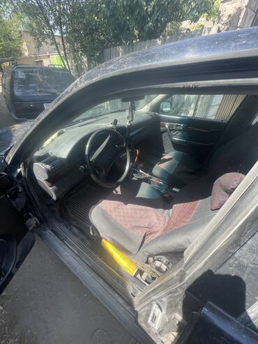 Audi: Audi 100: 1994 г., 2.3 л, Механика, Газ — 8