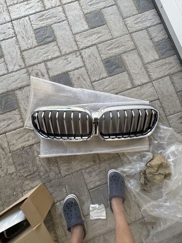 Решетки радиатора: Решетка радиатора BMW 2021 г., Б/у, Оригинал