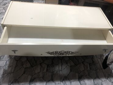 Termolar: Künc divan, İşlənmiş, Açılan, Bazalı, Vеlur parça, Çatdırılma yoxdur