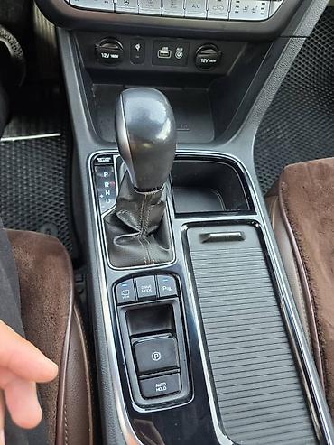 Hyundai: Hyundai Sonata: 2019 г., 2 л, Автомат, Гибрид, Седан — 4