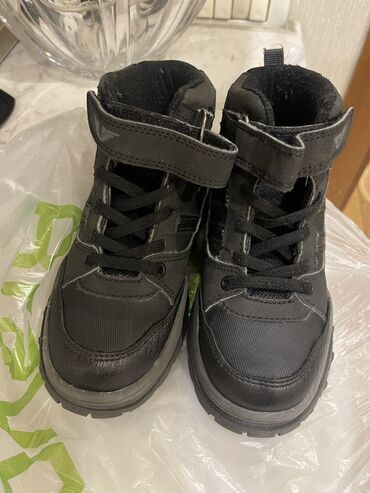 Uşaq ayaqqabıları: 31 razmer,botinki,yaxshi veziyyetde -da lalafo.az — 2 Uşaq ayaqqabıları: 31 razmer,botinki,yaxshi veziyyetde — 2
